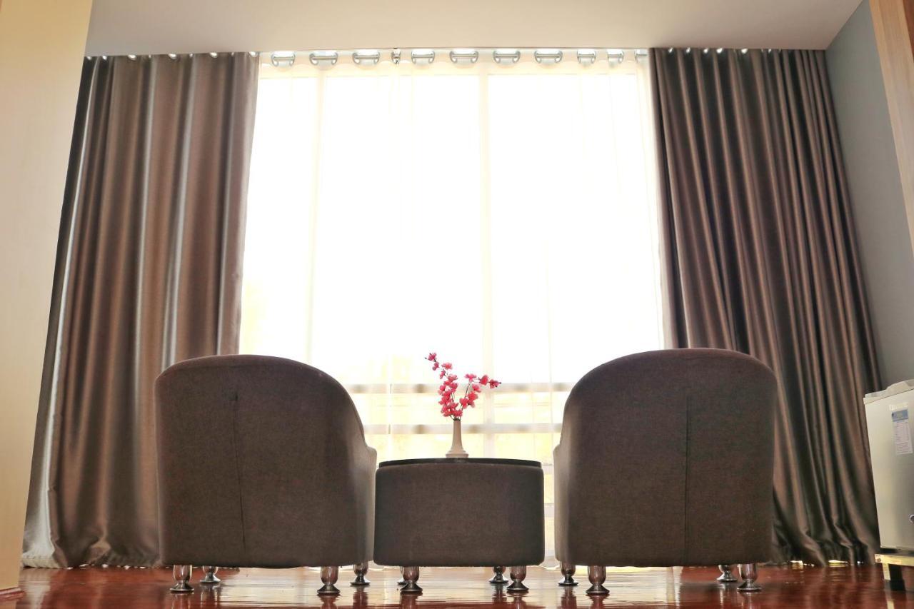 Hotel Htein Thar Taunggyi Extérieur photo